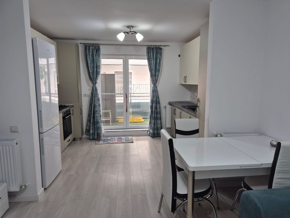 Închiriez apartament 2 camere