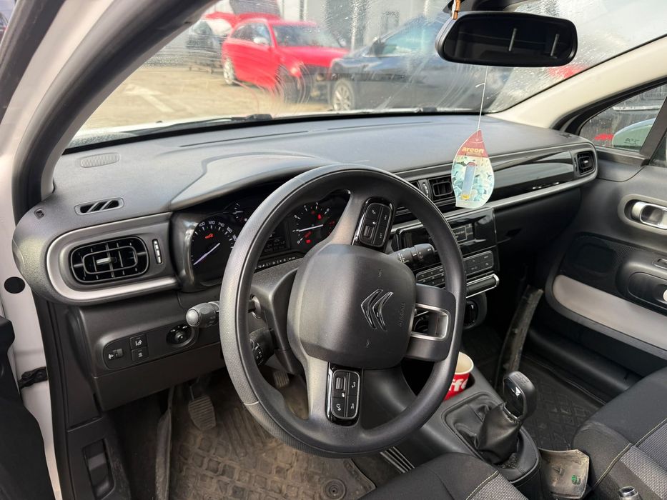 Dezmembrez Citroen c3 2018 ALB EWP 1.2 benzina HM05 volan stanga 100.000 km