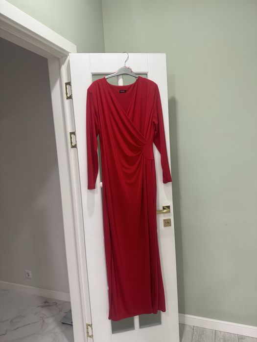 Продам шикарное платье