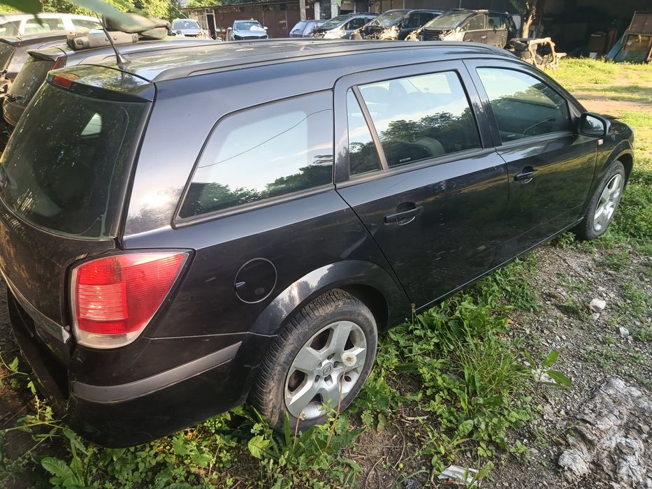 Опел Астра Х (стейшън вагон Z12XEP)НА ЧАСТИ