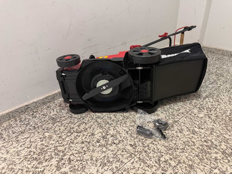 075350	R20 Косачка безч. 40V 37cm 35L 6нива 2x2Ah 300m2 RDP-BCLM20