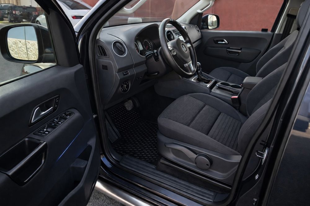 Vw AMAROK 2.0 TDI 180 cp AUTOMATĂ... Recent Adusă