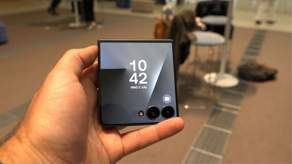 Samsung Galaxy Z Flip 7