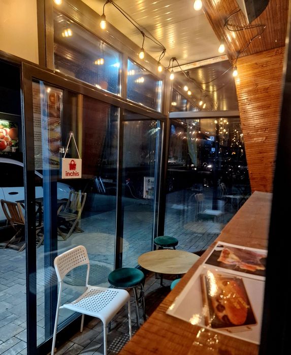 Vand afacere la cheie