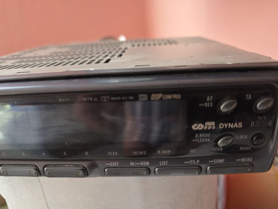 Продавам Pioneer keh-p9200rds
