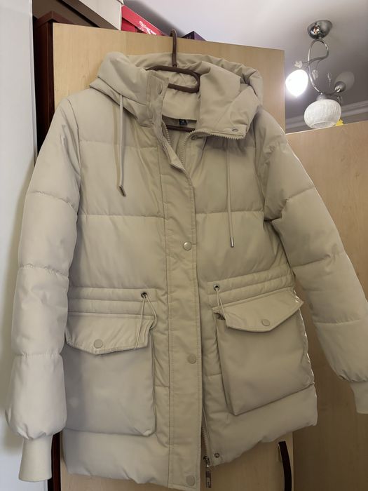 Продам куртки,плащи,размер 44-46