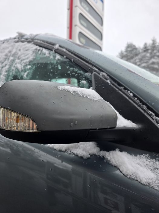 Огледала с подгрев за Volvo V50 2005 година