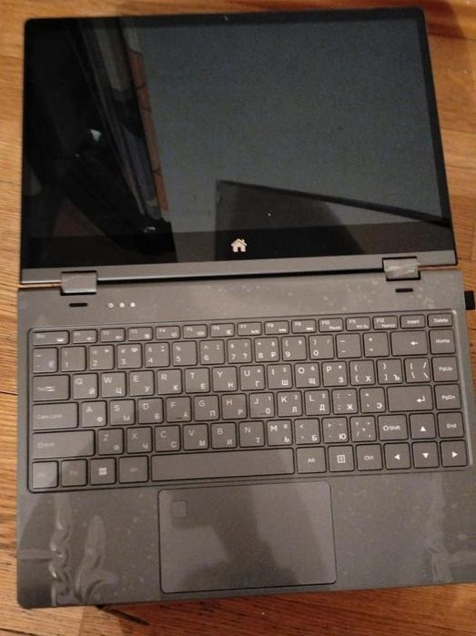 Продам ноутбук как планшет