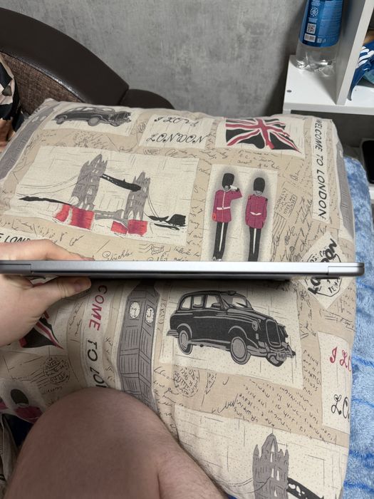 MacBook Air M2, 2022. 13,6 дюймов