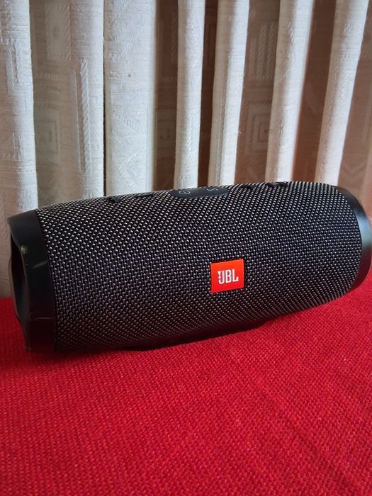 Boxa portabilă JBL