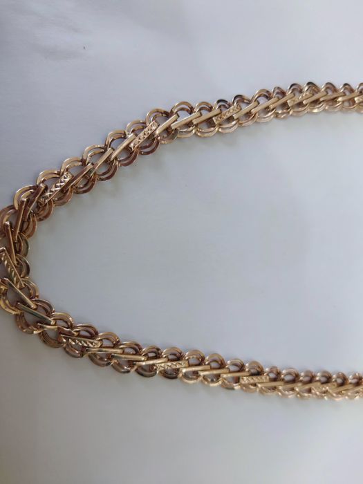 Продам золотую цепь