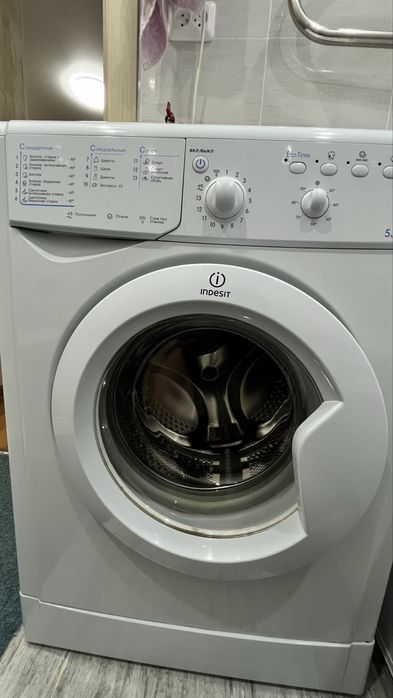 Стиральная машинка indesit