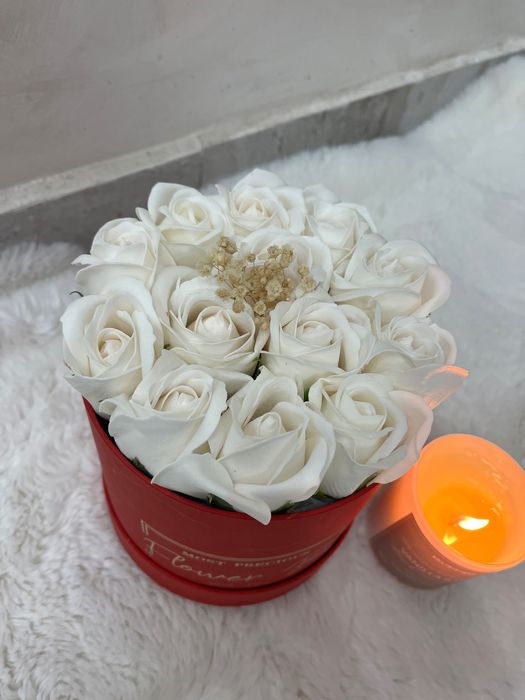 Кутии с рози, подарък за всеки повод