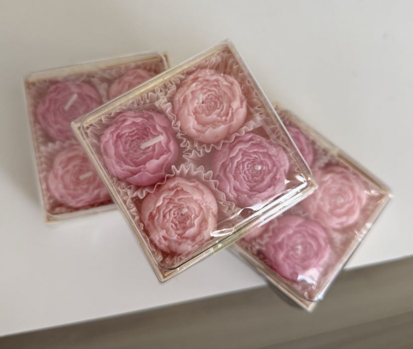 Lumanari parfumate forma trandafiri