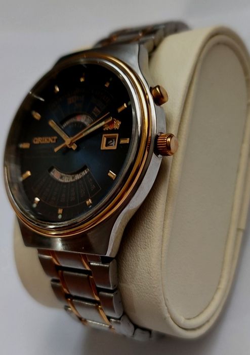 Продам наручные часы ORIENT College. Автоподзавод.