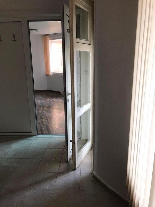 Тристаен апартамент, под наем, кв. Зимно кино Тракия