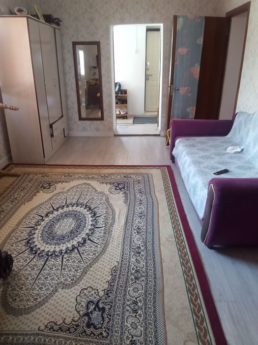 Уй сатылады  тез арада