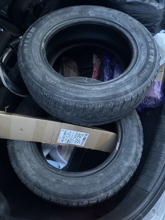 Отдам две шины за 6 тыс