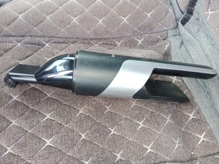 Пылесос автомобильный