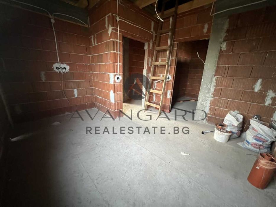 Продава се Къща в с. Скутаре, Област Пловдив - 98 кв.м за 1127 €/кв.м - Снимка #9