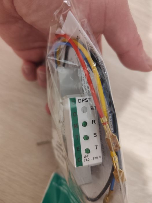 Protecție la supratensiune trifazat DPST nou