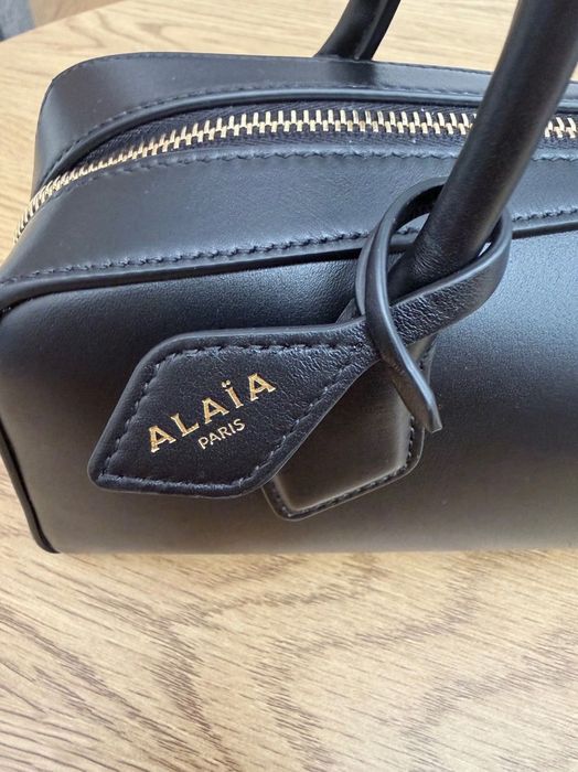 Alaïa Le Teckel Bag/чанта