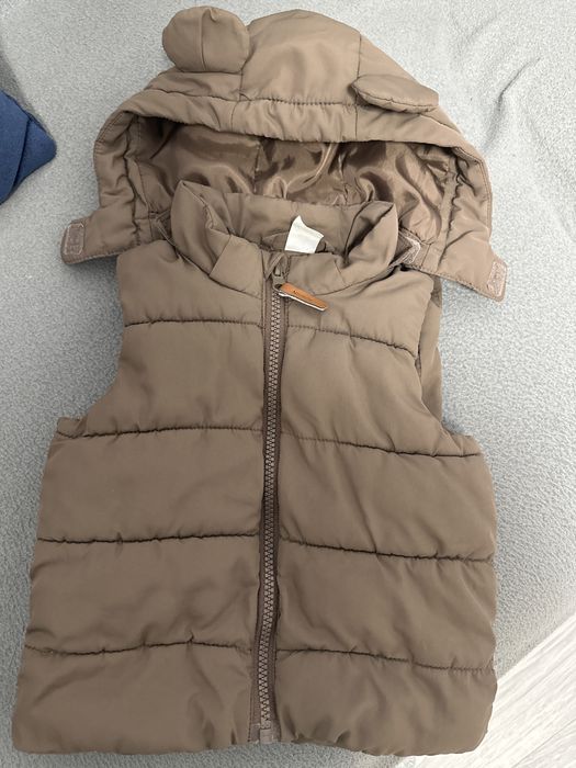 Vesta cu gluga detasabila - 6M