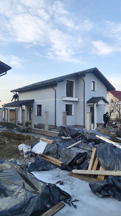 Casa de vanzare la cheie catamaresti deal