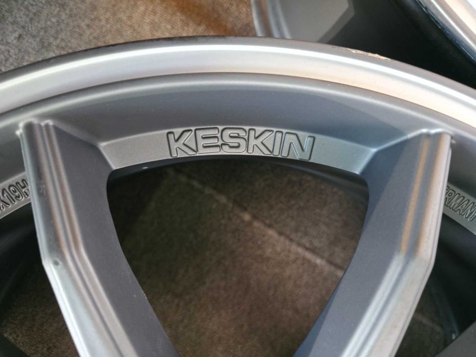 4 Jante Aliaj 5x112 / 5x120 8J ET 45 - Keskin Racing BMW Seria 1 Seria 3 Seria 5 E60 F10 X3 X4 / Audi A3 A4 A5 A6 A7 / VW SKODA SEAT