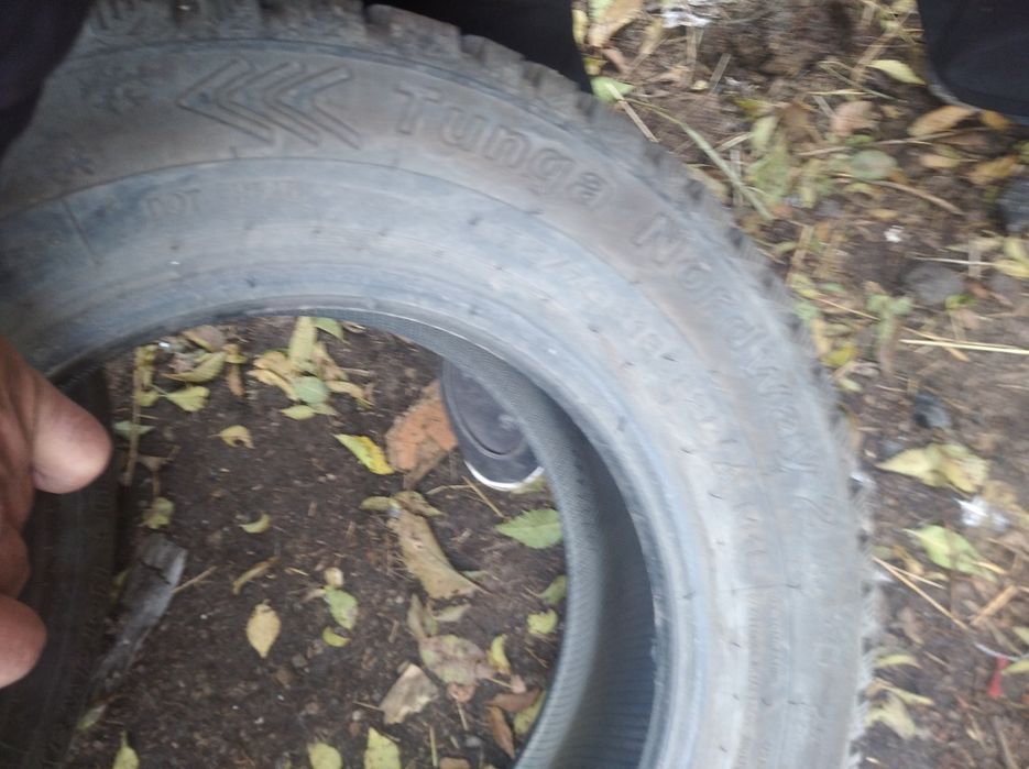 Продам зимние шины