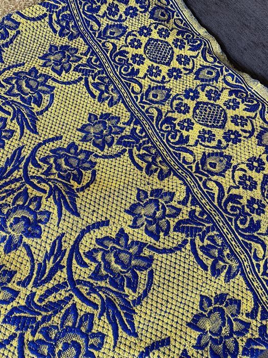 Вълнено шалте за спалня