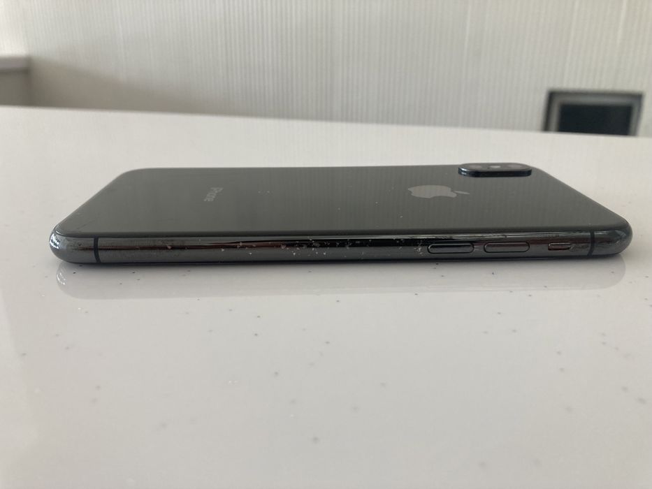 iPhone X 64гб хорошем состоянии