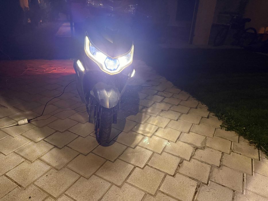 Scuter electric Engtian