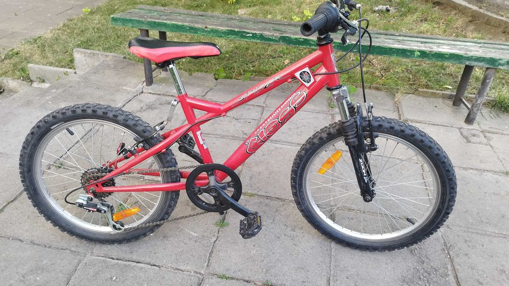 Продавам детски велипед Cross Srider 20" с шест (6) скорости