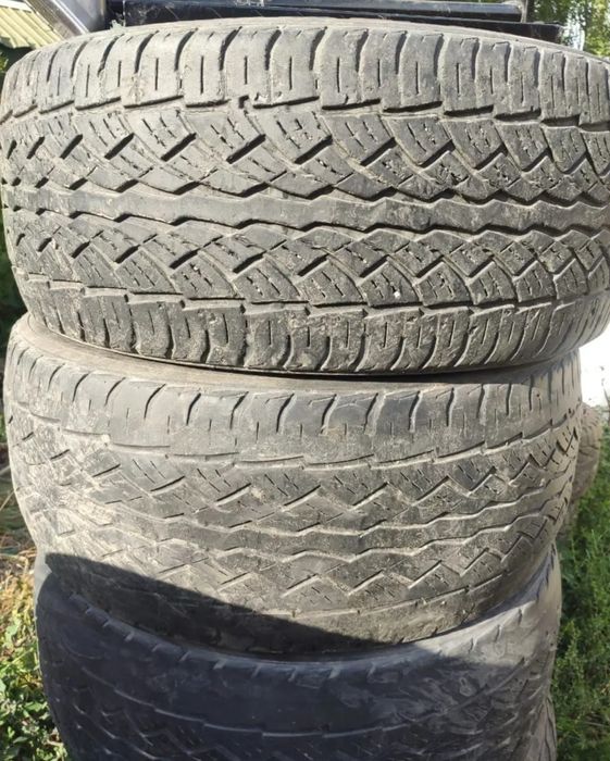 Продам несколько комплектов шин