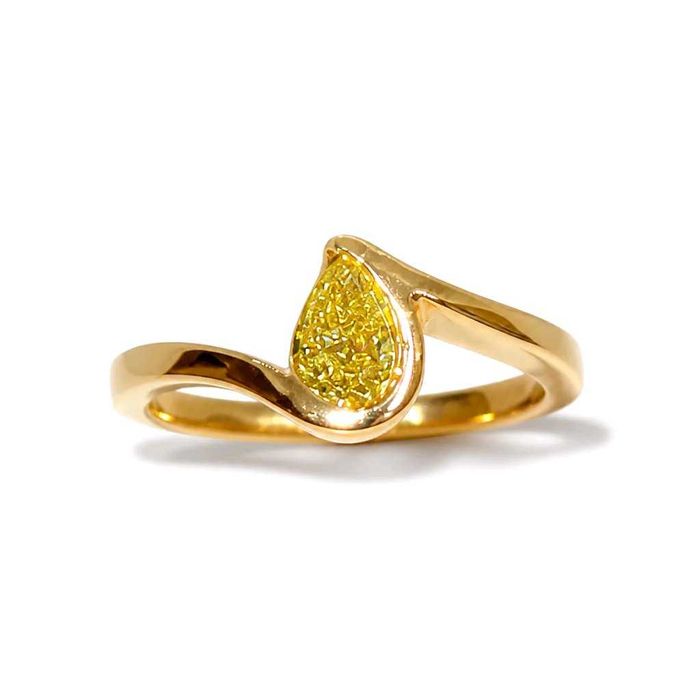 Дамски пръстен от 14К жълто злато с естествен Fancy Light Yellow жълт диамант 0.41 ct VVS2 – ръчна изработка, 3.56 г, размер 52