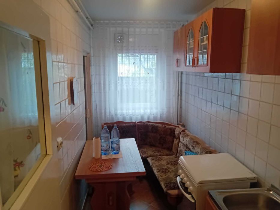 Ap 3 Cam Darmanesti Parter 55mp balcon centrala termopan mobilat