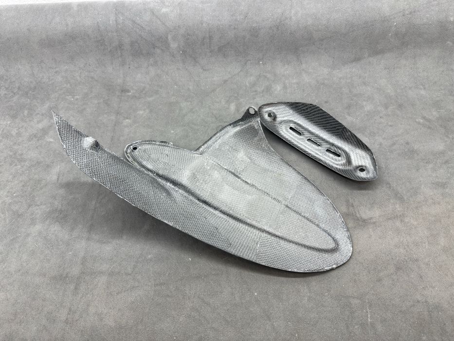 Производство на детайли от карбон За мотоциклети и автомобили.