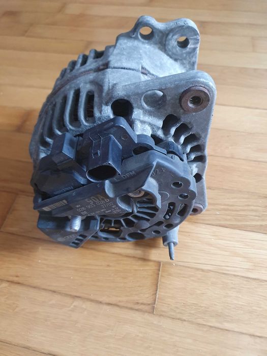 Alternator original Bosch 90A, 028903028D, VW Golf IV, DEFECT
