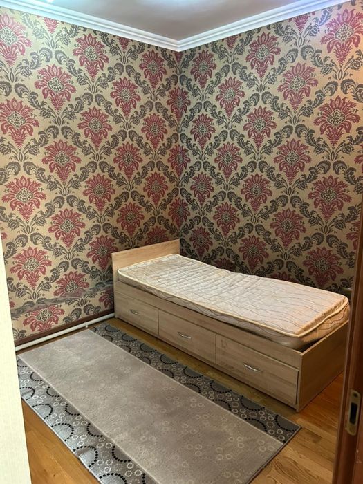 Продам диван ковер кровать