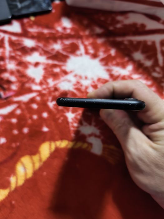 iPhone 7  32 GB  82  la suta bateria