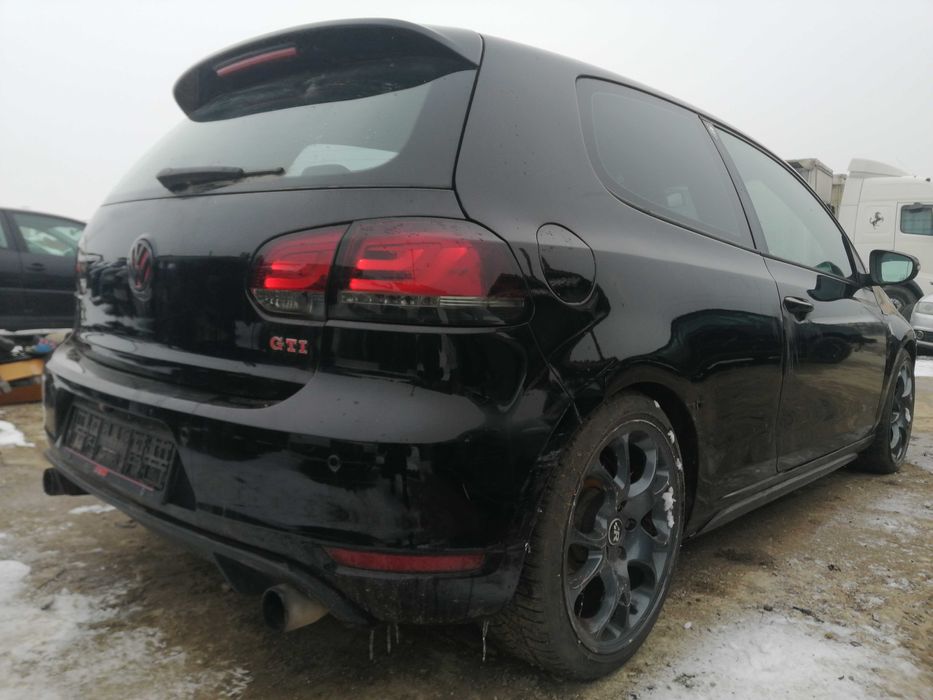VW Golf VI GTI 210к.с. На части