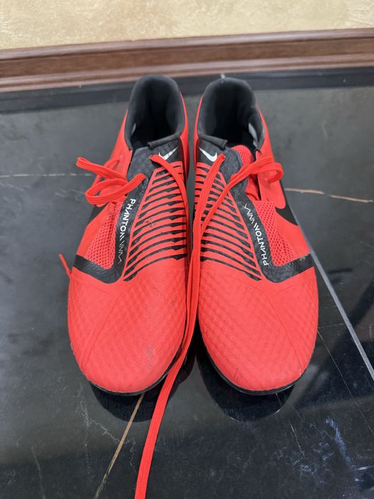 Бутонки Nike Phantom