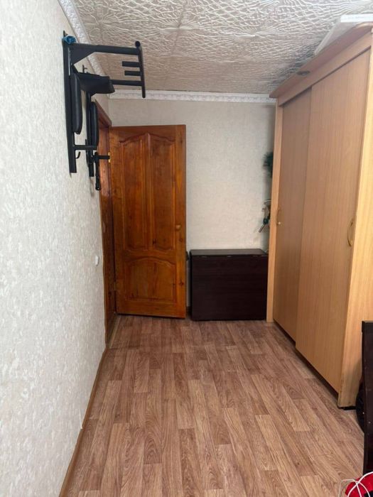 Продам трехкомнатную квартиру