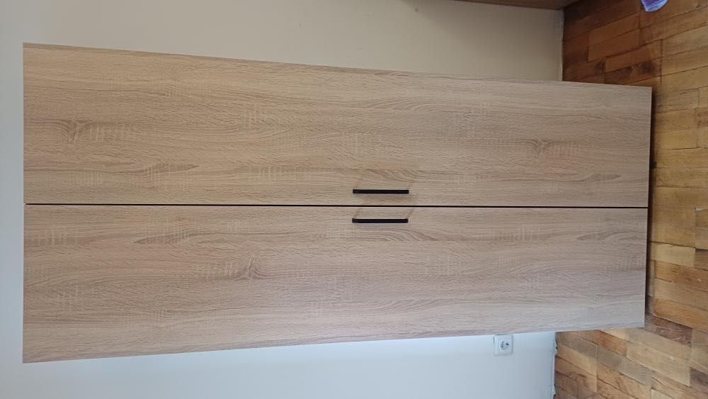 Двукрилен гардероб