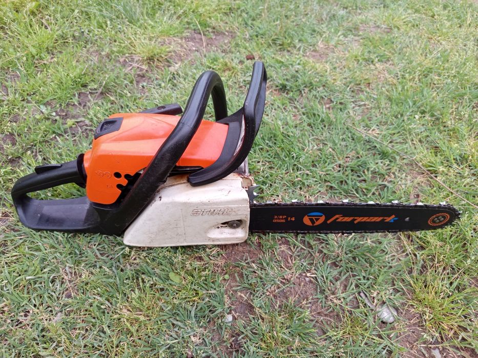 Vând Stihl MS181
