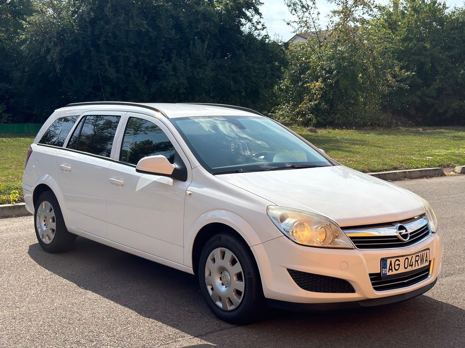 Opel Astra H 1.7 CDTI 110CP 2009 EcoFlex - Navigație mare, Faruri/Ștergatoare automate