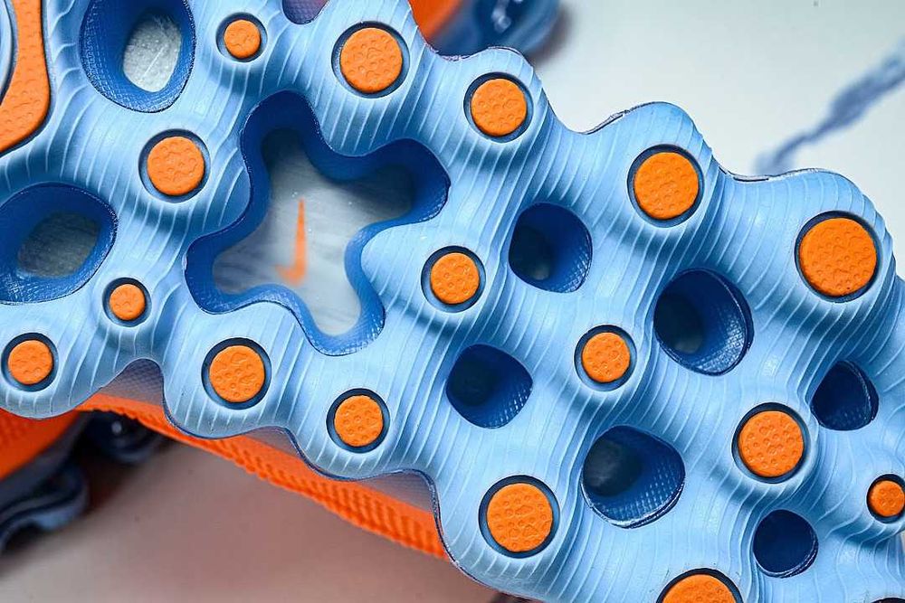 Nike Air Liquid Max 36-47,5