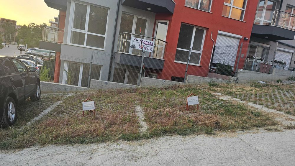 Дава се под наем Гараж / Паркомясто в Варна, м-т Пчелина - 15 кв.м за 61.2 € - Снимка #2