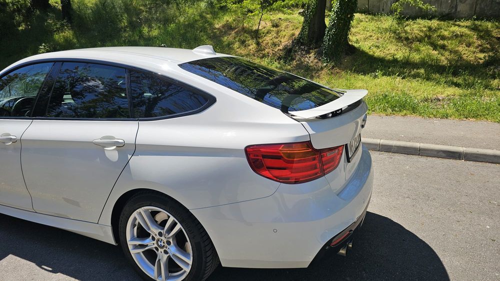 BMW 330d GT xDrive M Sport 258CP – fără daune / km reali